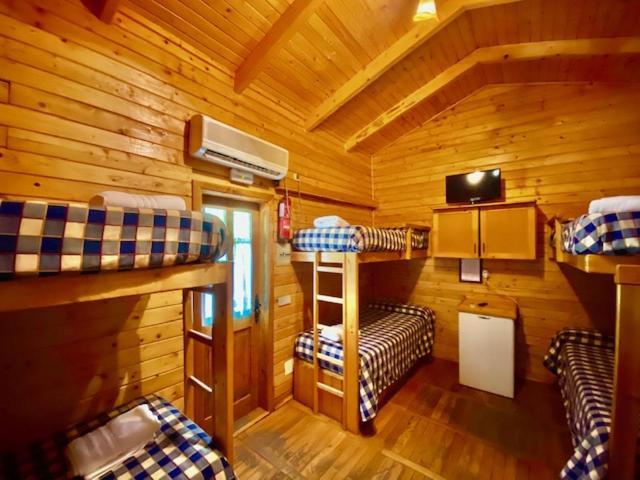 Camping Rural Llanos De Arance Coto Ríos Exterior photo