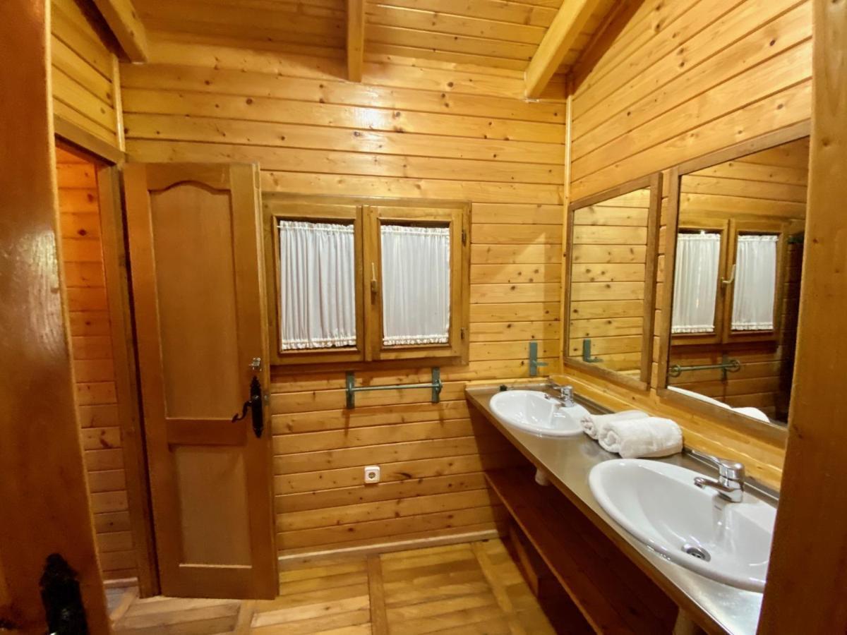 Camping Rural Llanos De Arance Coto Ríos Exterior photo